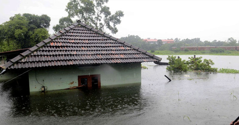 ദുരന്തം വിതച്ച് പേമാരി; 33 ഡാമുകള്‍ തുറന്നു, ജാഗ്രതാ നിര്‍ദേശം