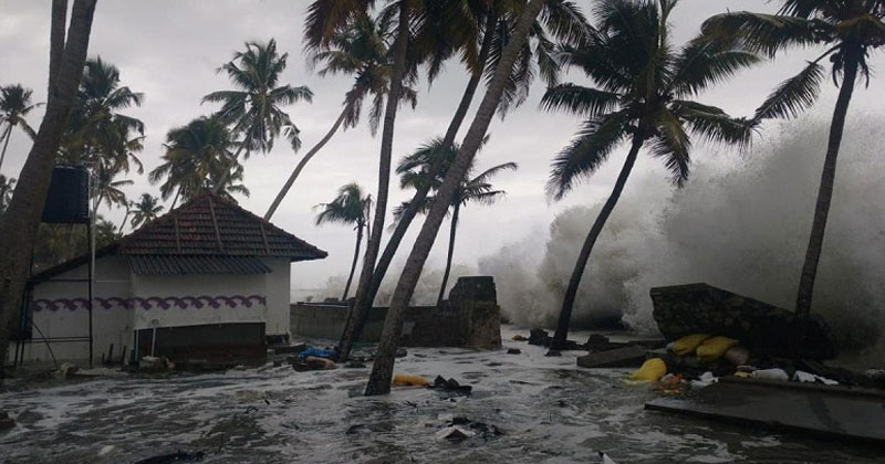 കലിയിളകി ഗജ ചുഴലിക്കാറ്റ്; മരണം 25 കവിഞ്ഞു