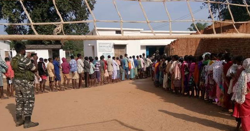 തെരഞ്ഞെടുപ്പ് പോളിംഗ് പുരോഗമിക്കുന്നതിനിടെ ഛത്തീസ്ഗഡിൽ ബോംബ് സ്ഫോടനം
