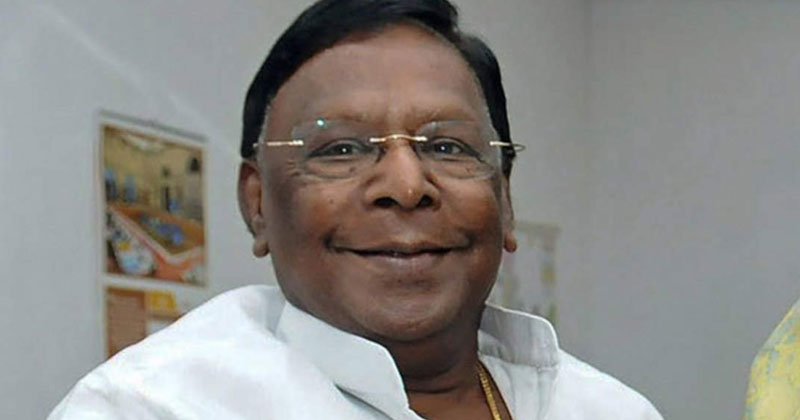പുതുച്ചേരി മുഖ്യമന്ത്രി സ്റ്റാറാ.... അര്‍ധരാത്രി വീട്ടില്‍ കയറിയ പാമ്പിനെ പിടിക്കാന്‍ വീട്ടമ്മ വിളിച്ചത് മുഖ്യമന്ത്രിയെ