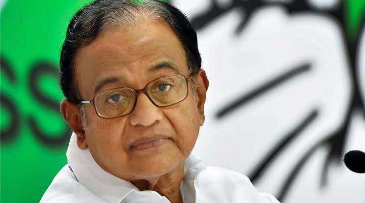 ഉ​റി, പ​ത്താ​ൻ​കോ​ട്ട് ഭീ​ക​രാ​ക്ര​മ​ണ​ങ്ങ​ൾ മ​റ​ന്നോ?; പ്ര​തി​രോ​ധ​മ​ന്ത്രി​യോ​ടു കോ​ണ്‍​ഗ്ര​സ്
