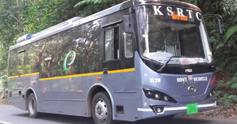 കന്നിയാത്രയിൽ തന്നെ പാതിവഴിയില്‍... ഇലക്ട്രിക് ബസ് ചാർജില്ലാതെ നിന്നു