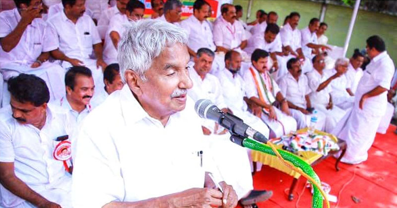 ജനക്ഷേമ പ്രവർത്തനങ്ങളിൽ സർക്കാർ പിന്നോട്ടു പോവുകയാണെന്ന് ഉമ്മൻചാണ്ടി
