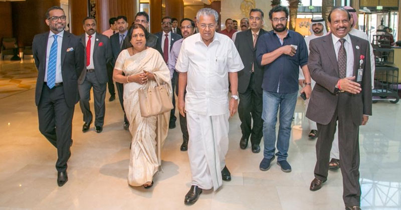 മുഖ്യമന്ത്രി വീണ്ടും കുടുംബസമേതം യുഎഇയില്‍