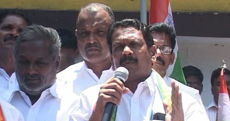 കർഷക ആത്മഹത്യ: ഇടുക്കി കളക്ട്രേറ്റിലേക്ക് കർഷക കോൺഗ്രസ്  മാർച്ച്