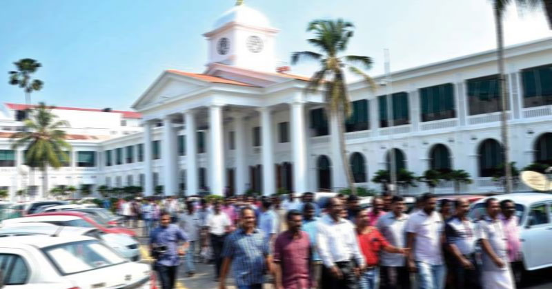 'പോയി പണിനോക്കണം മിസ്റ്റര്‍!'; പ്രിന്‍സിപ്പല്‍ സെക്രട്ടറിക്കെതിരെ നോട്ടീസിറക്കി സി.പി.എം സംഘടന