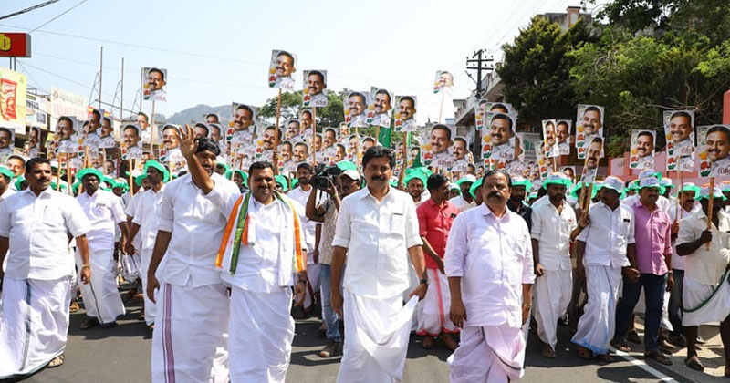 കട്ടപ്പനയില്‍ ആവേശമുയര്‍ത്തി ഡീൻ കുര്യാക്കോസിന്‍റെ തെരഞ്ഞെടുപ്പ് റാലി