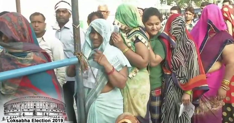 രണ്ടാം ഘട്ട വോട്ടെടുപ്പ് പുരോഗമിക്കുന്നു...