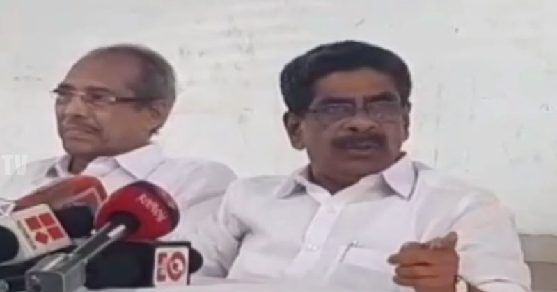 മുഖ്യമന്ത്രിയോട് ജനവിധി പറയുന്നത് "മാറി നിൽക്കൂ" എന്നാണ് : മുല്ലപ്പള്ളി രാമചന്ദ്രന്‍