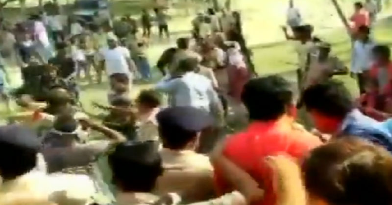 ബീഹാറില്‍ ബി.ജെ.പി സ്ഥാനാര്‍ത്ഥിയെ ജനക്കൂട്ടം തല്ലിയോടിച്ചു