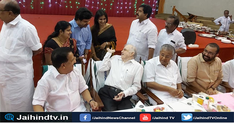 രാഷ്ട്രീയ, സാമൂഹിക സംഗമവേദിയായി രമേശ് ചെന്നിത്തലയുടെ ഇഫ്താര്‍ വിരുന്ന്