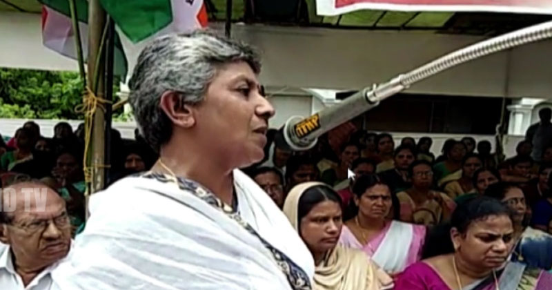 സാജനെ ആത്മഹത്യയിലേക്ക് തള്ളിവിട്ടത് സി.പി.എമ്മിലെ പടലപ്പിണക്കം: ലതികാ സുഭാഷ്