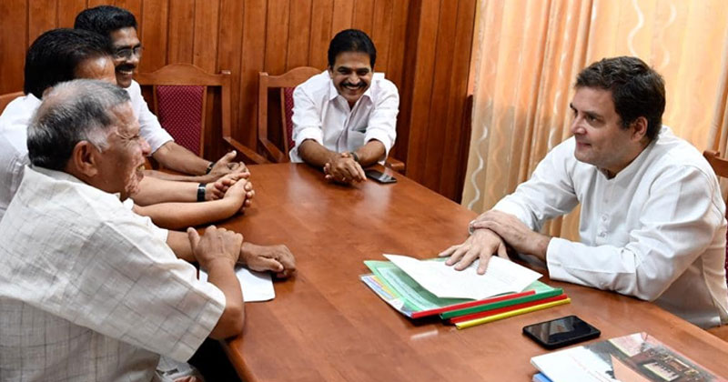 രാഷ്ട്രീയത്തിന് അതീതമായി വോട്ടർമാർക്കൊപ്പം ഉണ്ടാകുമെന്ന് രാഹുൽ