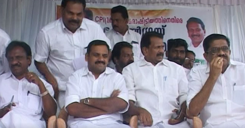 സിപിഎം  അക്രമത്തിനെതിരെ ശക്തമായ താക്കീത് നൽകി ഉടുമ്പൻചോലയിൽ കോൺഗ്രസ് പ്രതിഷേധയോഗവും പ്രകടനവും