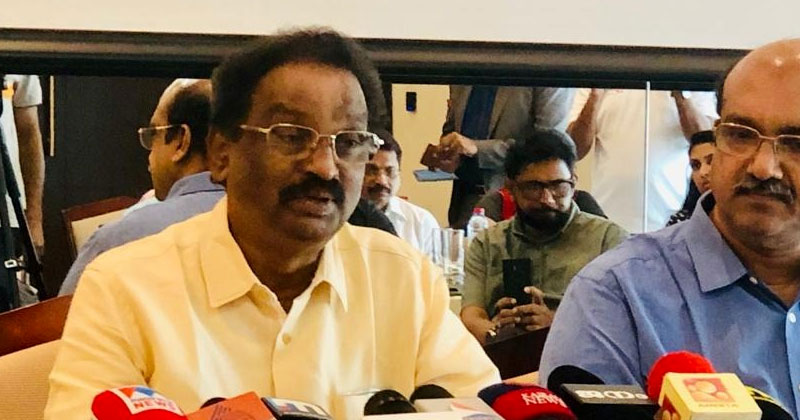 ആന്തൂര്‍ നഗരസഭയെ ന്യായീകരിച്ച് കേരള സര്‍ക്കാരിന്‍റെ സത്യവാങ്മൂലം ; മൗനം നടിച്ച് ദുബായില്‍ മന്ത്രി ബാലന്‍റെ വാര്‍ത്താസമ്മേളനം