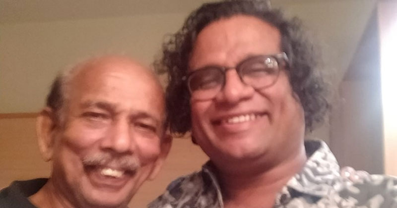 'മാമുക്കോയയുടെ പശു എന്നെ നോക്കി ചിരിക്കുമായിരുന്നു ! ജയ് പശു... ജയ് ചാണകം... ജയ് പിണ്ണാക്ക്' ; ബി.ജെ.പിയെ ട്രോളി ഹരീഷ് പേരടി