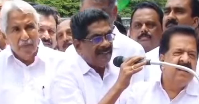 ഇടത് സർക്കാർ പഞ്ചായത്ത് രാജ് സംവിധാനത്തെ താറുമാറാക്കാൻ ശ്രമിക്കുന്നു: മുല്ലപ്പളളി രാമചന്ദ്രൻ