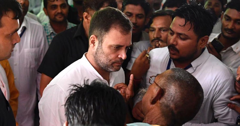 രാഹുലിന്റെ ട്വിറ്റര്‍ ഫോളോവേഴ്സ് ഒരു കോടി കവിഞ്ഞു; ആഘോഷിച്ചത് അമേഠിയില്‍