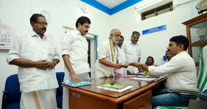 പാലാ ഉപതെരഞ്ഞെടുപ്പ്: യു.ഡി.എഫ് സ്ഥാനാര്‍ത്ഥി ജോസ് ടോം പത്രിക സമർപ്പിച്ചു