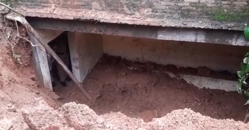ശക്തമായ  മഴ; പാരിപ്പള്ളിക്ക് സമീപം കെട്ടിടത്തിനു മുകളിലേക്ക് മണ്ണ് ഇടിഞ്ഞു വീണു രണ്ട് പേർ മരിച്ചു