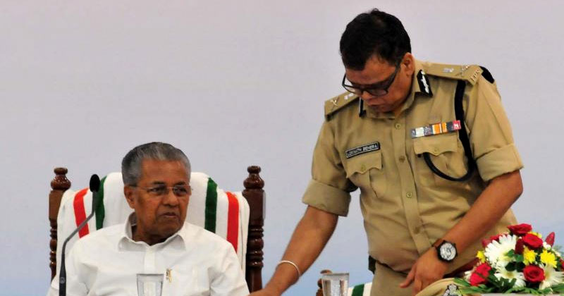 ബെഹറയെ വേദിയിലിരുത്തി പോലീസിനെതിരെ രൂക്ഷവിമര്‍ശനവുമായി മുഖ്യമന്ത്രി