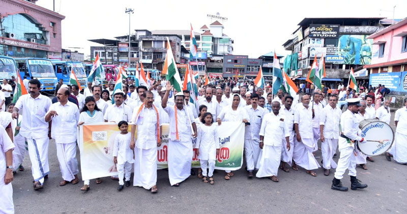 ചരിത്ര സ്മരണകളിരമ്പുന്ന പയ്യന്നൂരിന് ആവേശമായി ഡി.സി.സിയുടെ ഗാന്ധി സ്മൃതിയാത്ര