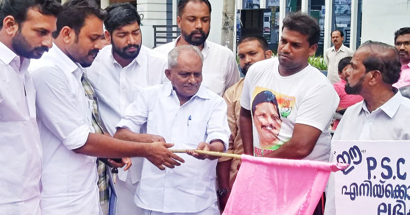 പി.എസ്.സിയെ പിണറായി സര്‍ക്കാര്‍ നിയമന കുഭകോണത്തിനുള്ള വേദിയാക്കി: തമ്പാനൂര്‍ രവി
