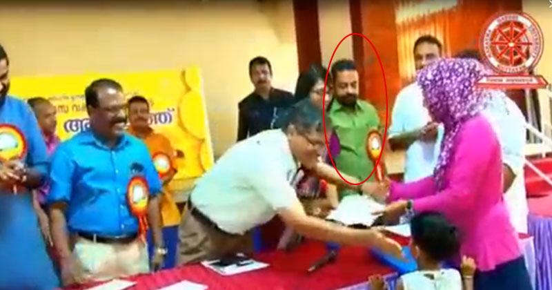 മാർക്ക് ദാനവിവാദത്തിൽ മന്ത്രിയുടെ വാദം പൊളിയുന്നു;  അദാലത്തിൽ മന്ത്രിയുടെ പ്രൈവറ്റ് സെക്രട്ടറി മുഴുവന്‍ സമയം  പങ്കെടുത്തു : VIDEO