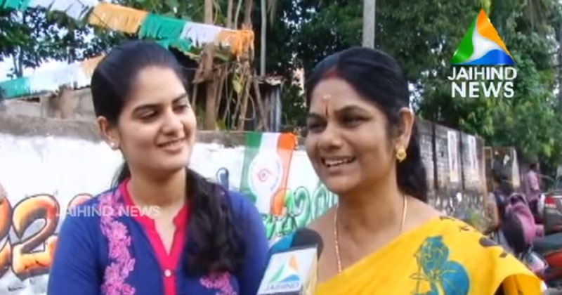 പ്രചരണ രംഗത്ത് സജീവമായി മനീഷയും അമ്മ അനീജയും