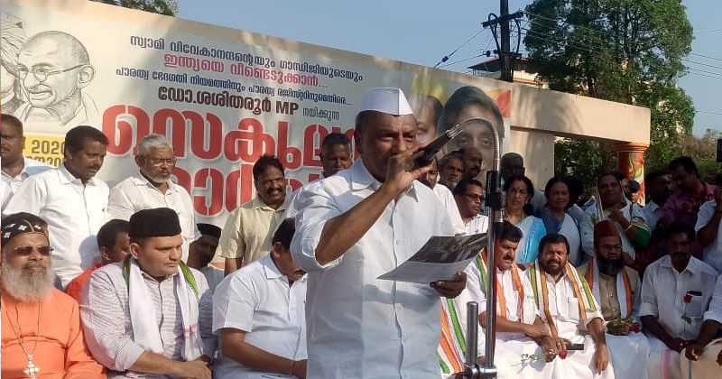 മതത്തിന്‍റെ അടിസ്ഥാനത്തില്‍ പൗരത്വം തീരുമാനിക്കുന്നത് ഇതാദ്യം : എ.കെ ആന്‍റണി