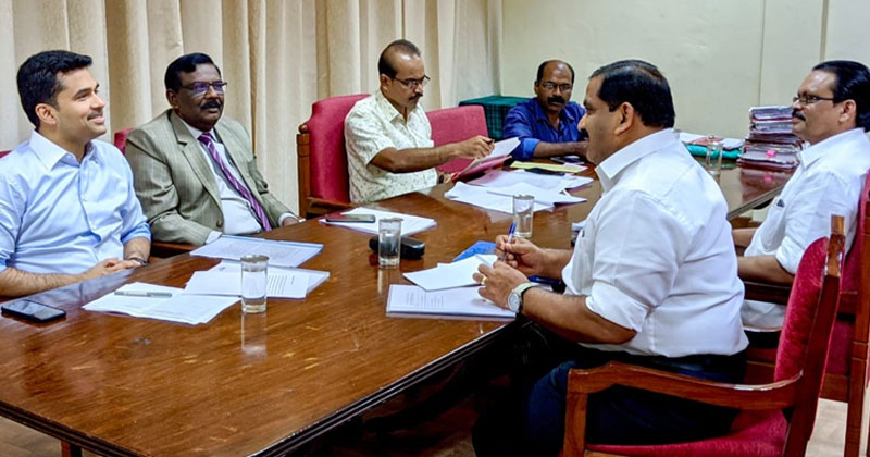 പ്രവാസി വോട്ടിനായി സമ്മർദ്ദം ശക്തമാക്കി സംസ്ഥാന എൻ.ആർ.ഐ  കമ്മീഷൻ;  പ്രവാസികളുടെ ദീർഘകാല ആവശ്യത്തിൽ കേന്ദ്രസർക്കാരും തിരഞ്ഞെടുപ്പ് കമ്മീഷനും അടിയന്തിരമായി നടപടി എടുക്കണമെന്ന് ആവശ്യം