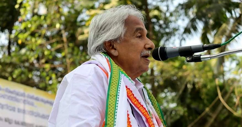 കേരളത്തിലെ സമരങ്ങളെ പ്രധാനമന്ത്രി അപമാനിക്കുന്നു ; മോദിക്ക് ഇതിന് അവസരം ഒരുക്കിയത് പിണറായി വിജയന്‍ : ഉമ്മന്‍ ചാണ്ടി