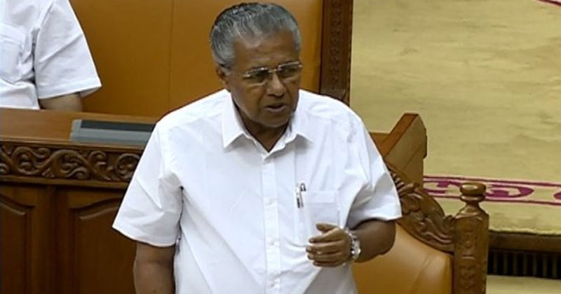 ഊരാളുങ്കലില്‍ ഉരുണ്ടുകളിച്ച് മുഖ്യമന്ത്രി ; വിവരങ്ങള്‍ ശേഖരിച്ചുവരുന്നു എന്ന് മറുപടി