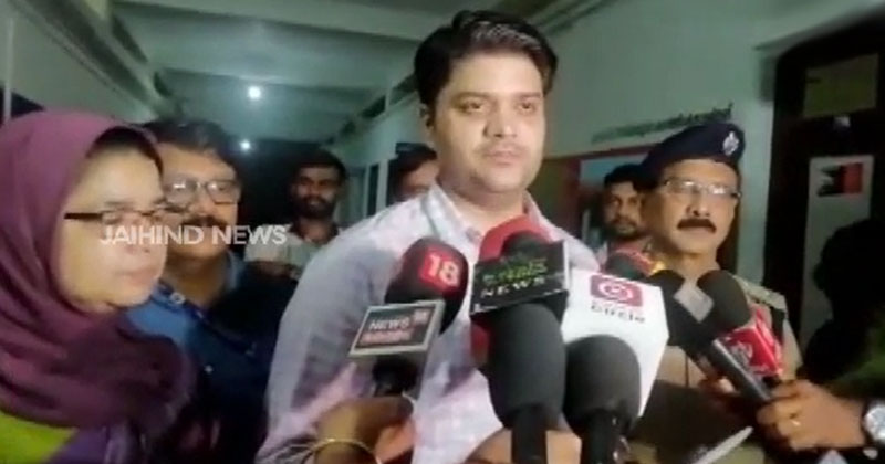 കോവിഡ് 19 :  മലപ്പുറത്ത് രണ്ട് പേർക്ക് രോഗം സ്ഥിരീകരിച്ചു; ഉംറ തീർത്ഥാടനം കഴിഞ്ഞെത്തിയവരാണ് ഇരുവരും വിലക്ക് ലംഘിച്ച് സ്വലാത്ത്  നടത്തിയ