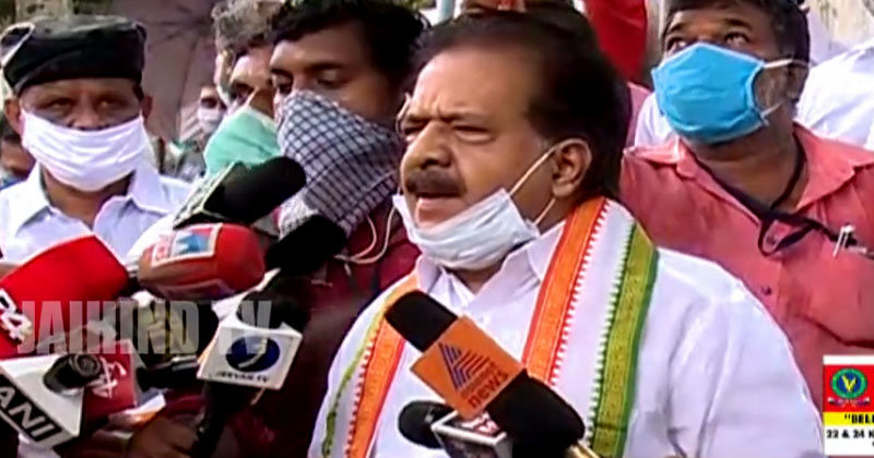 കൊവിഡ് പ്രതിസന്ധി; സംസ്ഥാനത്ത് സൗജന്യ റേഷൻ ഒരു മാസം കൂടി വിതരണം ചെയ്യണം : രമേശ് ചെന്നിത്തല | Video