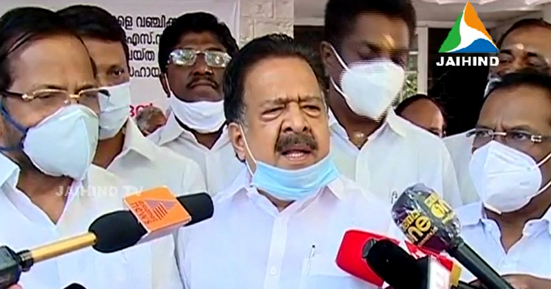 വെഞ്ഞാറമൂട് കൊലപാതകം : പിടിയിലായവർക്ക് കോണ്‍ഗ്രസുമായി ബന്ധമില്ല ; സി.പി.എം നടത്തുന്നത് വാർത്ത വഴിതിരിച്ചുവിടാനുള്ള ശ്രമമെന്ന് രമേശ് ചെന്നിത്തല
