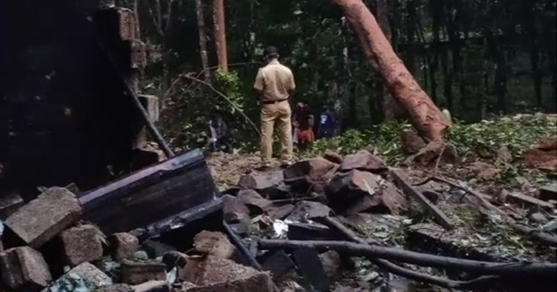 മലയാറ്റൂരില്‍ പാറമടയില്‍ സ്ഫോടനം ; ക്വാറന്‍റൈനിലായിരുന്ന രണ്ട് അതിഥി തൊഴിലാളികള്‍ മരിച്ചു