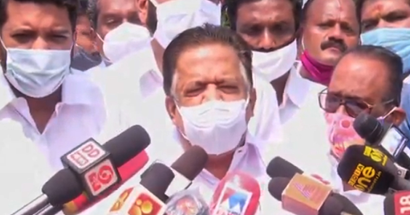 സർക്കാർ വേട്ടക്കാര്‍ക്കൊപ്പം ; മന്ത്രി ബാലന്‍ വാളയാറില്‍ എത്താത്തത് കുറ്റബോധം കൊണ്ട് : രമേശ് ചെന്നിത്തല | VIDEO