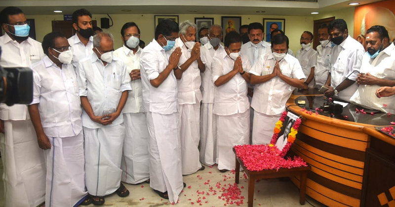 അഹമ്മദ് പട്ടേലിന്‍റെ നിര്യാണം ; കെപിസിസിയില്‍ അനുസ്മരണച്ചടങ്ങ് സംഘടിപ്പിച്ചു