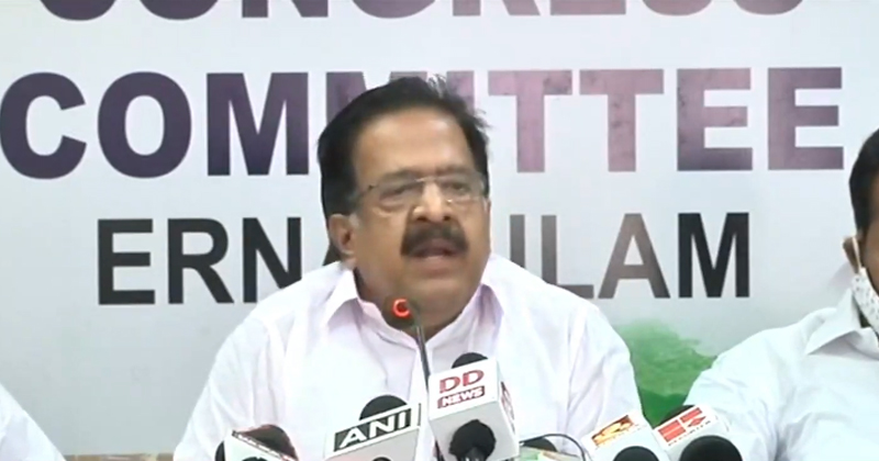 മന്ത്രിസഭയിലുള്ളവർക്ക് മറവിരോഗം ; ധൈര്യം ഉണ്ടെങ്കിൽ മുഖ്യമന്ത്രി ജുഡീഷ്യൽ അന്വേഷണം പ്രഖ്യാപിക്കണം : രമേശ് ചെന്നിത്തല