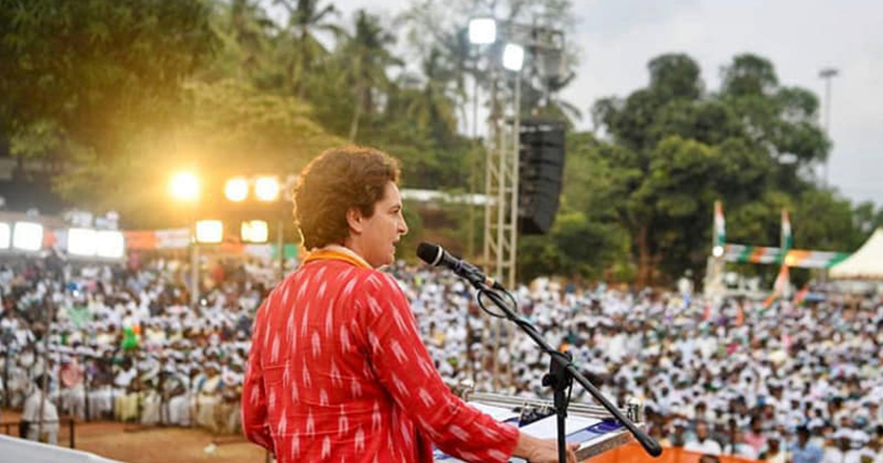 വികസന വിരുദ്ധ സർക്കാരിന് തെരഞ്ഞെടുപ്പിലൂടെ മറുപടി നല്‍കണം  ; തൃശൂരില്‍ ആവേശ പൂരമൊരുക്കി പ്രിയങ്കാ ഗാന്ധിയുടെ പ്രചാരണം