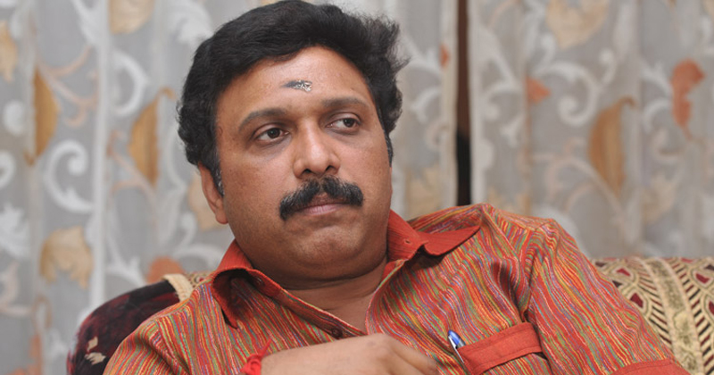 സോളാർ ഗൂഢാലോചനക്കേസ്; ഗണേഷ് കുമാറും പരാതിക്കാരിയും നേരിട്ട് ഹാജരാകണമെന്ന് കോടതി