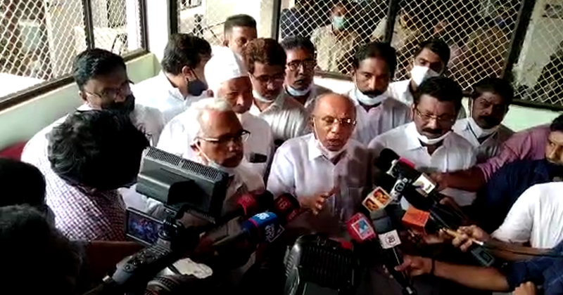 മന്‍സൂർ വധക്കേസില്‍ പൊലീസ് നിഷ്ക്രിയം ; സമാധാന ചർച്ച പ്രഹസനം, ബഹിഷ്കരിച്ച് യുഡിഎഫ്