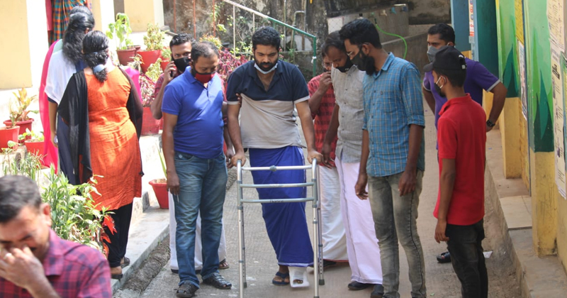 സെയ്തലി വോട്ട് ചെയ്യാനെത്തി, ആശുപത്രിയില്‍ നിന്ന് ; പിന്‍വാതില്‍ നിയമന സമരത്തിലെ പൊലീസ് ക്രൂരതയുടെ ബാക്കിപത്രം