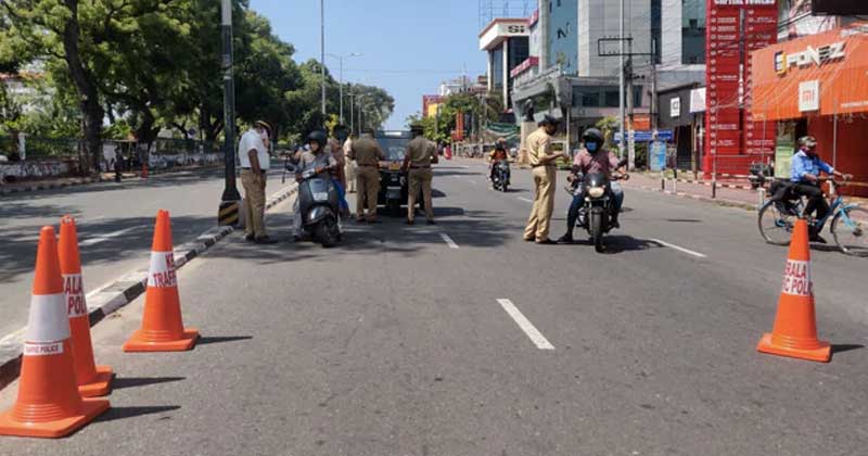 സംസ്ഥാനത്ത് സമ്പൂർണ്ണ ലോക്ക്ഡൗൺ ; കർശന നിയന്ത്രണങ്ങള്‍