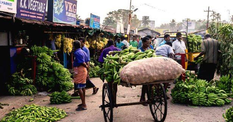 തൃശൂര്‍ നഗരത്തിലെ മാര്‍ക്കറ്റുകള്‍ തുറക്കാന്‍ അനുമതി ; ചില്ലറ വ്യാപാരശാലകള്‍ രാവിലെ 8 മുതല്‍ ഉച്ചയ്ക്ക് 12 വരെ