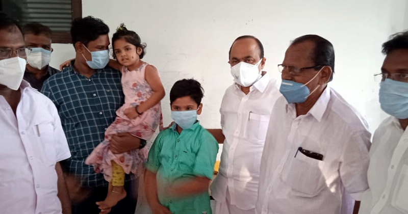 ശാസ്താംകോട്ട സുധീറിന്‍റെ കുടുംബത്തിന് ആശ്വാസം പകര്‍ന്ന് പ്രതിപക്ഷ നേതാവ്
