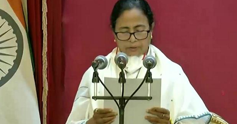 മുഖ്യമന്ത്രിയായി മൂന്നാംതവണ ; ബംഗാളില്‍ മമത ബാനർജി സത്യപ്രതിജ്ഞ ചെയ്ത് അധികാരമേറ്റു