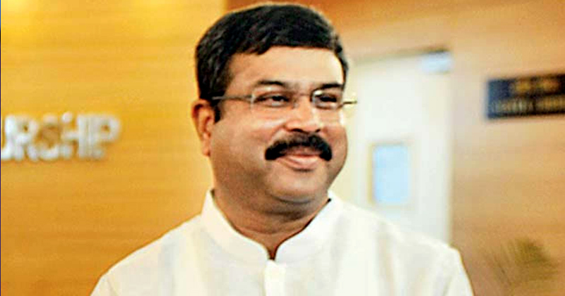 'എല്ലാം ക്ഷേമത്തിന് വേണ്ടി' ; ഇന്ധനവില വര്‍ധനവില്‍ കേന്ദ്ര പെട്രോളിയം മന്ത്രി
