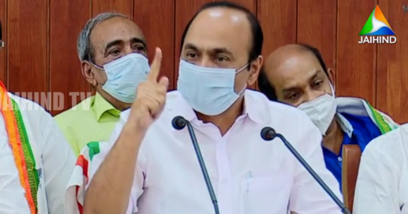 'സര്‍ക്കാര്‍ അറിഞ്ഞുകൊണ്ടുള്ള കൊള്ള'; വയനാട്ടിലെ മരം മുറി നടന്ന പ്രദേശങ്ങള്‍ പ്രതിപക്ഷ നേതാക്കള്‍ സന്ദര്‍ശിച്ചു